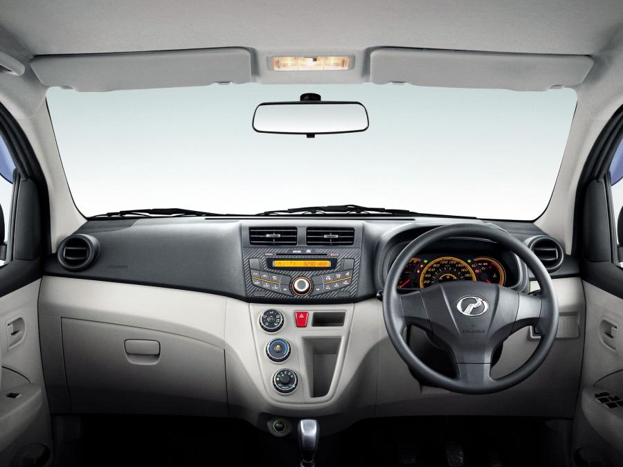 Торпедо Perodua MyVi 2011 года  (фото 6 из 8)